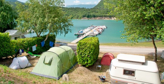 emplacement camping savel pont